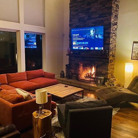 Modern 6 Bedroom Retreat, Stunning Lake Views, Close To Village! Lake Arrowhead Exteriör bild